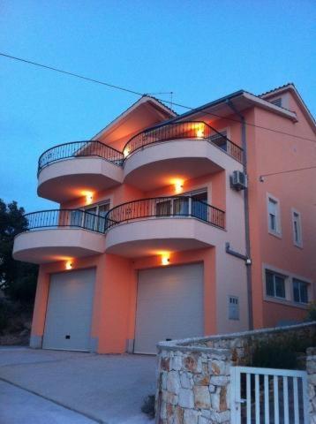 Apartments By The Sea Razanj, Rogoznica - 11347 Exterior photo